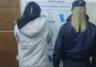 Una mujer agredió a una policía y le fracturó la naríz
