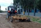 El Municipio de Coronel Rosales realiza reparación y mantenimiento de calles en Villa Arias y Villa del Mar 