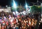 Una multitud en la 10ma edición del Corso Barrial organizado por La Murga de la Abuela