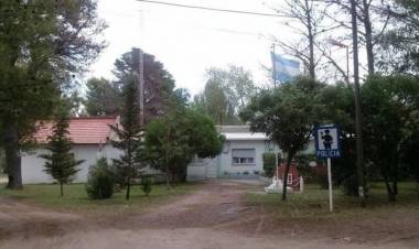 Pehuen Co: 5 hombres fueron detenidos por violación de domicilio