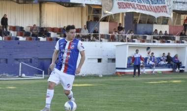 Rosario Puerto Belgrano lo perdió sobre el final y el partido terminó con incidentes