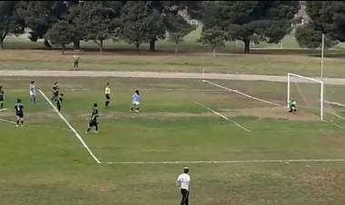 FC Puerto Belgrano volvió a perder un partido, esta vez frente a Petroquímicos