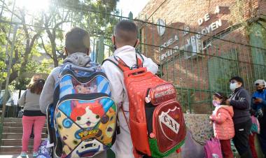 Desde el Gobierno de la Provincia de Buenos Aires confirmaron que habrá una hora más de clases en las escuelas 