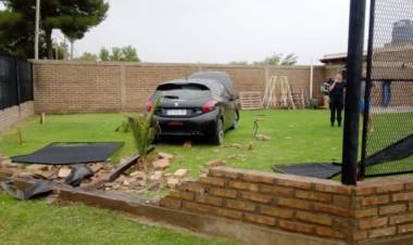 “Es la segunda vez que me tiran la mampostería“, expresó el dueño de la casa afectada