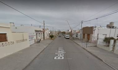 Una mujer denunció que intentaron subir a su hija a una camioneta