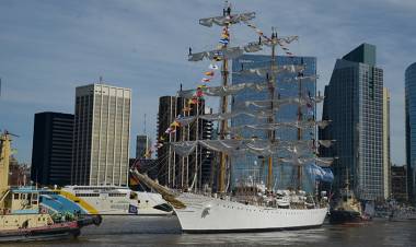 Comenzó el 51° Viaje de Instrucción de la fragata ARA “Libertad”
