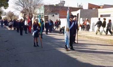 Gran concurrencia al desfile por el aniversario de Punta Alta