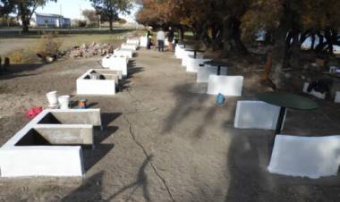 El Municipio de Coronel Rosales realiza la puesta en valor en la zona de fogones de Arroyo Pareja  