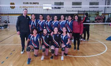 Voley: El Club Espora disputó la Liga Provincial de Clubes en Bahía Blanca