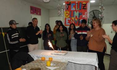 La sede de Envión de Villa Maio festejó hoy su 13° aniversario