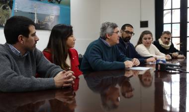El Ministro de Desarrollo Agrario firmó un convenio en Puerto Rosales