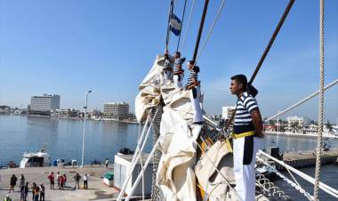 La Fragata ARA “Libertad” recibe una cálida bienvenida en Veracruz, México