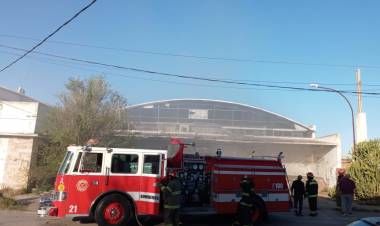 Incendio en la ex Caipal