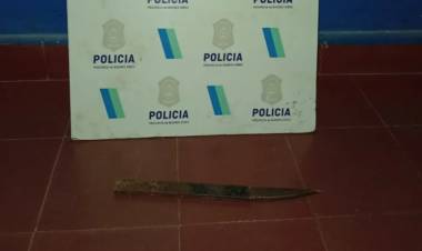 Aprehendieron a dos personas acusadas de amenazar con un cuchillo a un joven de 16 años