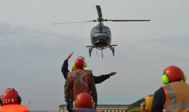 Se instruyó personal de cubiertas de vuelo de la Flota de Mar