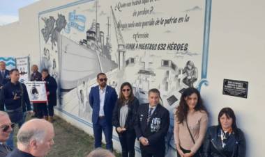 Se inauguró un mural en homenaje a familiares de caídos en Malvinas