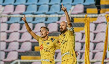 El Puntaltense Juan Manuel Tevéz convirtió por duplicado en la victoria de Cusco FC ante Deportivo Tarma