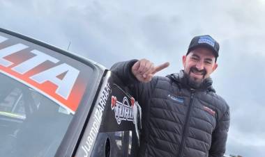 Excelente fin de semana para el Puntaltense Juan Pablo Izarra en la quinta fecha del Fiat Uno Pista