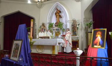 En Puerto Belgrano se realizó una misa en homenaje al Santo Padre Francisco I