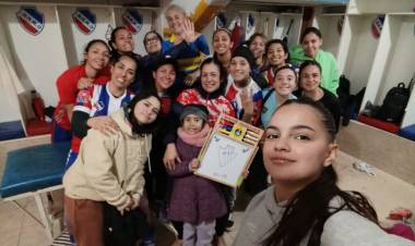 Femenino: Rosario goleó a Huracán y siguen firmes en zona de playoffs