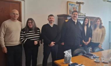 Personal civil: sin carrera administrativa y con sueldos congelados