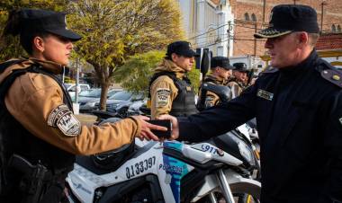 El Municipio de Coronel Rosales entregó nuevas cámaras corporales para la fuerza de seguridad local