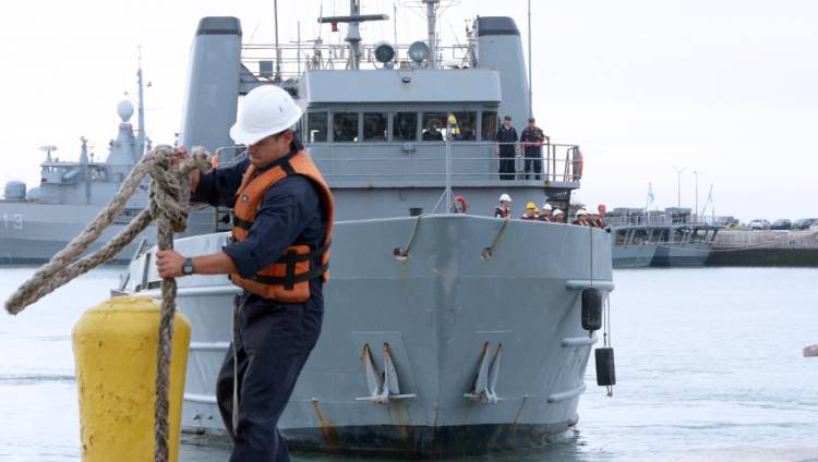 Arribó el aviso ARA “Teniente Olivieri” a Puerto Belgrano