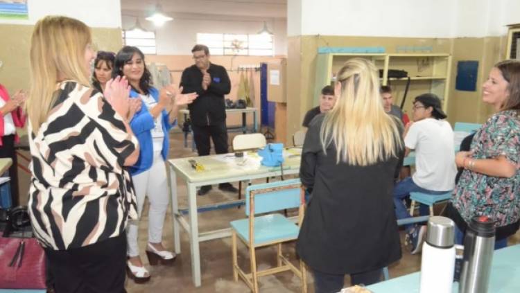 La Escuela Profesional Secundaria comenzó con la especialidad de soldador