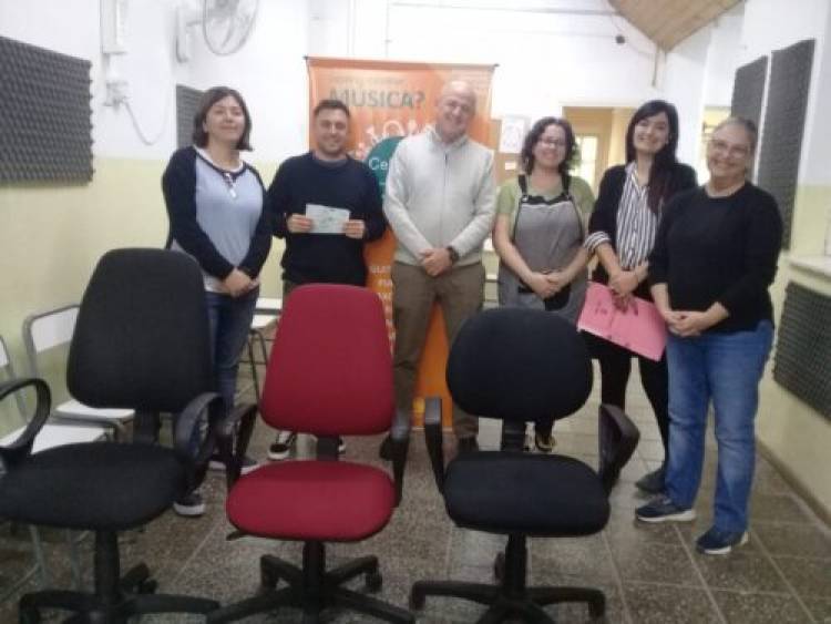 El Municipio de Coronel Rosales entregó un acompañamiento económico al CePEAC 