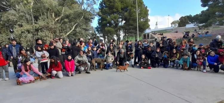 Se realizó la salchijuntada en el Parque San Martín