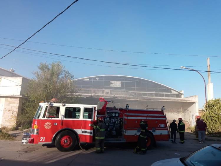 Incendio en la ex Caipal