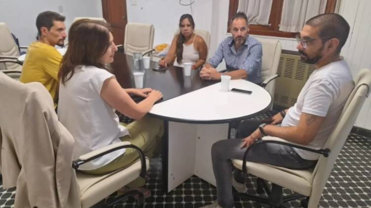 El Municipio de Coronel Rosales mantuvo una reunión con referentes provinciales de la Cultura