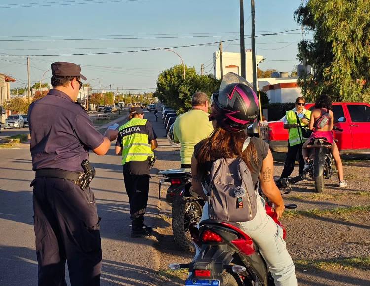 Se secuestran 17 motos por falta de documentos e infracciones