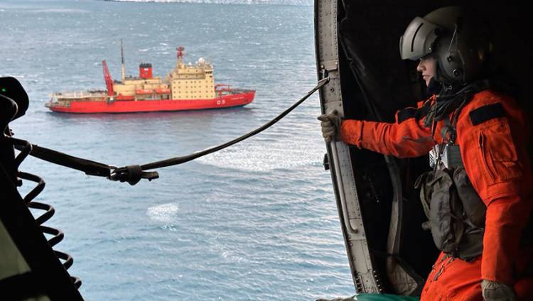 El “Irízar” desarrolla con éxito la segunda etapa de la Campaña Antártica de Verano 2023/24