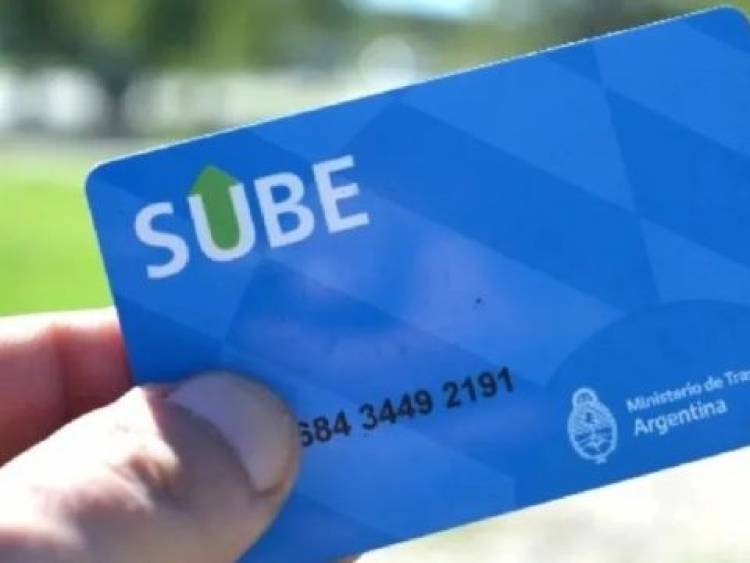 Reclaman por la demora en el descuento escolar de SUBE en Coronel Rosales