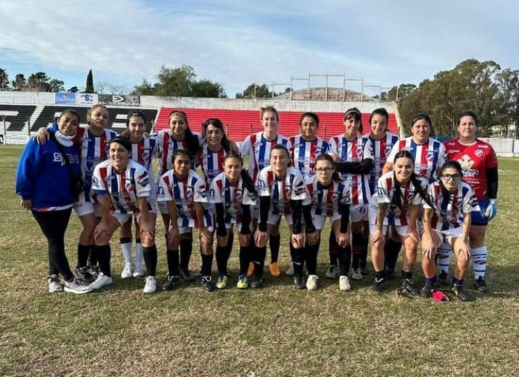 Liga del Sur: Rosario Femenino goleó a Comercial por la fecha 17 del Torneo Apertura 2024