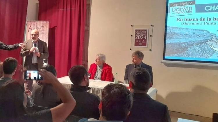 Gran convocatoria por el paso de Darwin por Punta Alta
