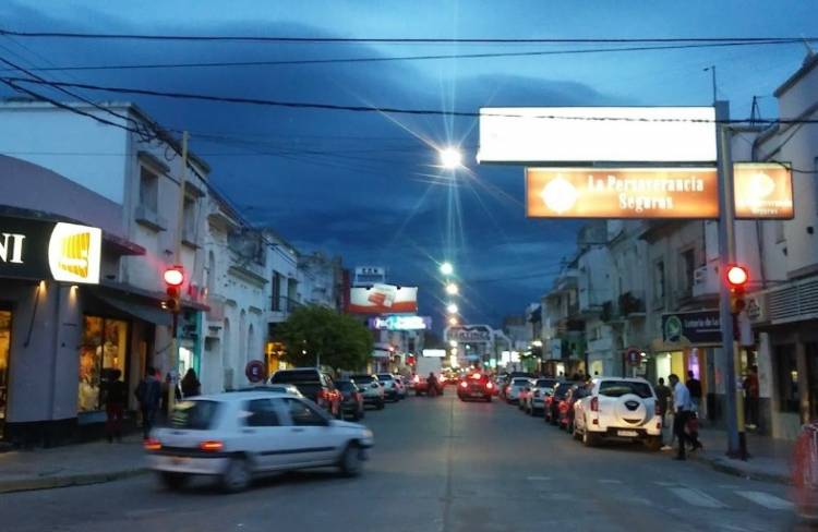 Así será la actividad comercial durante el fin de semana largo