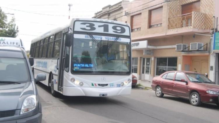Colectivos urbanos funcionan con frecuencia de sábados en Punta Alta y la 319 suspendió el servicio
