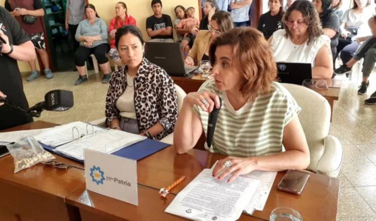 El bloque oficialista enumeró la labor del Ejecutivo "frente al intento de desacreditación de la oposición"