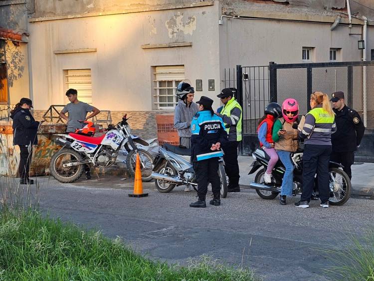 Se secuestraron diez motos por diversas infracciones en un operativo de control