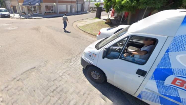 Un remisero bahiense bajó a la panadería en Punta Alta y le robaron