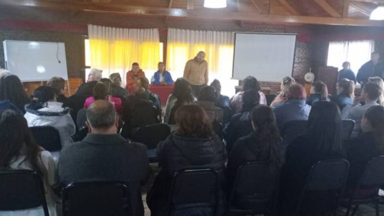 Dirigentes de la ATE se reunieron con trabajadores del Hospital Naval Puerto Belgrano
