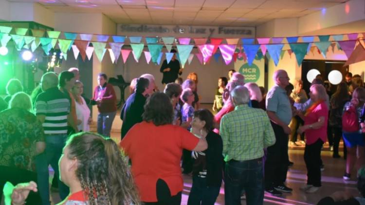 Vuelve la Matiné +60, organizada por Cultura y Deporte del Municipio de Coronel Rosales