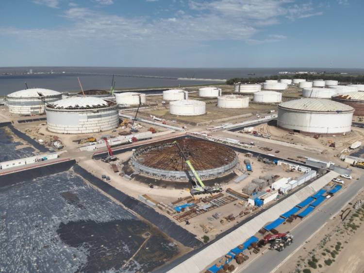 Otamérica inaugura el nuevo muelle y 6 tanques para aumentar exportaciones desde Puerto Rosales