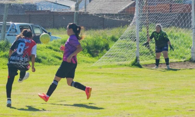 Se juega la fecha 14 del Torneo Apertura de Fútbol Femenino de Punta Alta 2025
