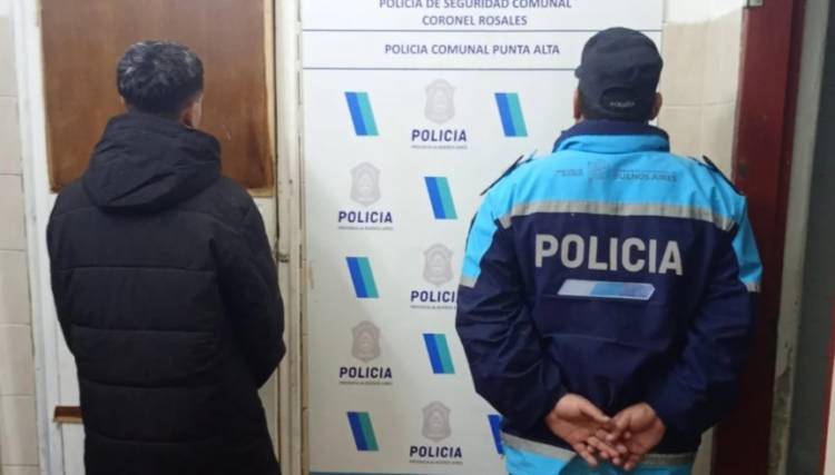 Detuvieron a dos motociclistas por hacer maniobras peligrosas y huir de un control