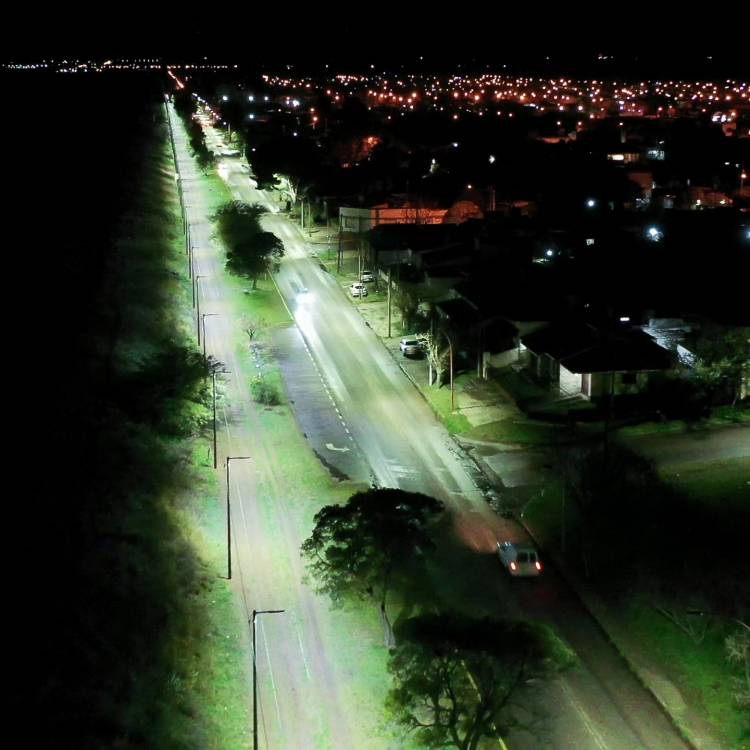 El Municipio puso en funcionamiento las nuevas luminarias LED en la Pista de Salud de Avenida Colón