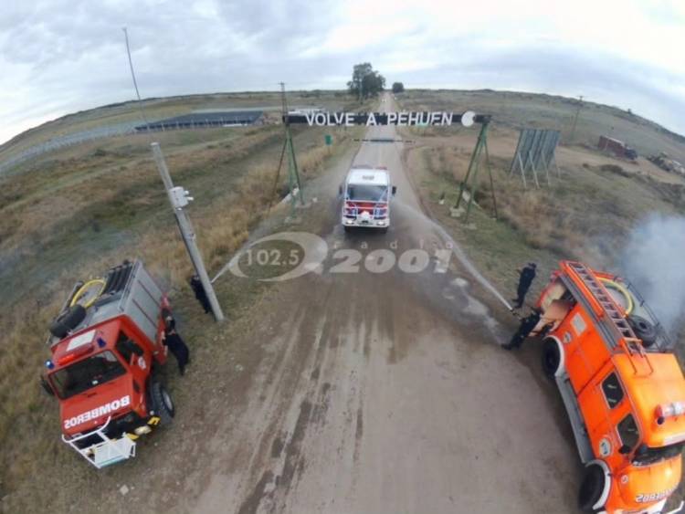 Bomberos Voluntarios de Pehuen Co recibieron una nueva autobomba