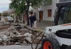 Continúa la reparación del pavimento en Buchardo y Urquiza
